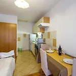 Victoria Апартаменты *